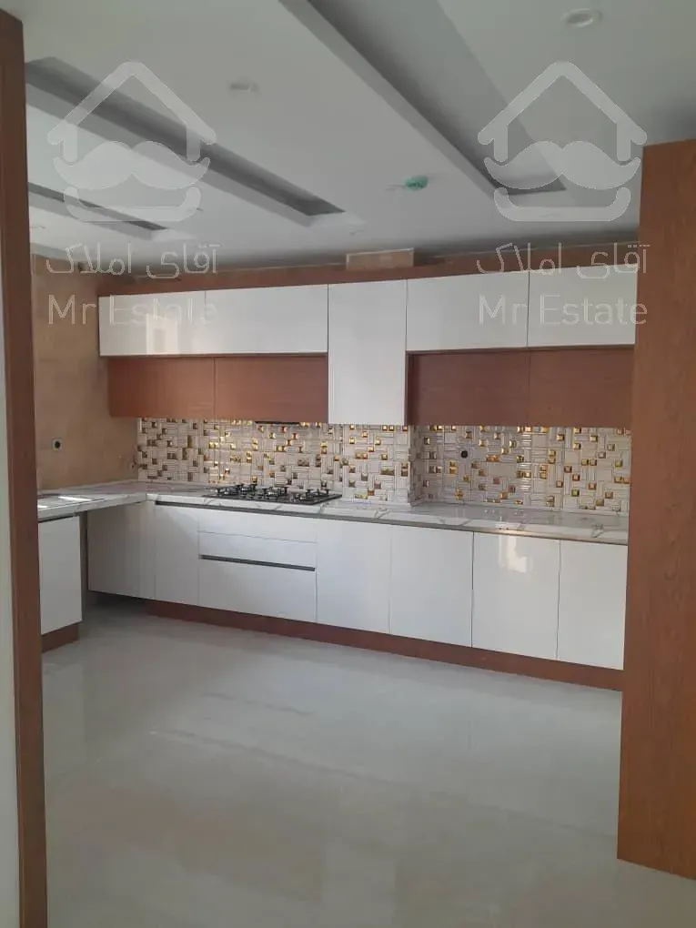 آپارتمان 100 متری، نوساز