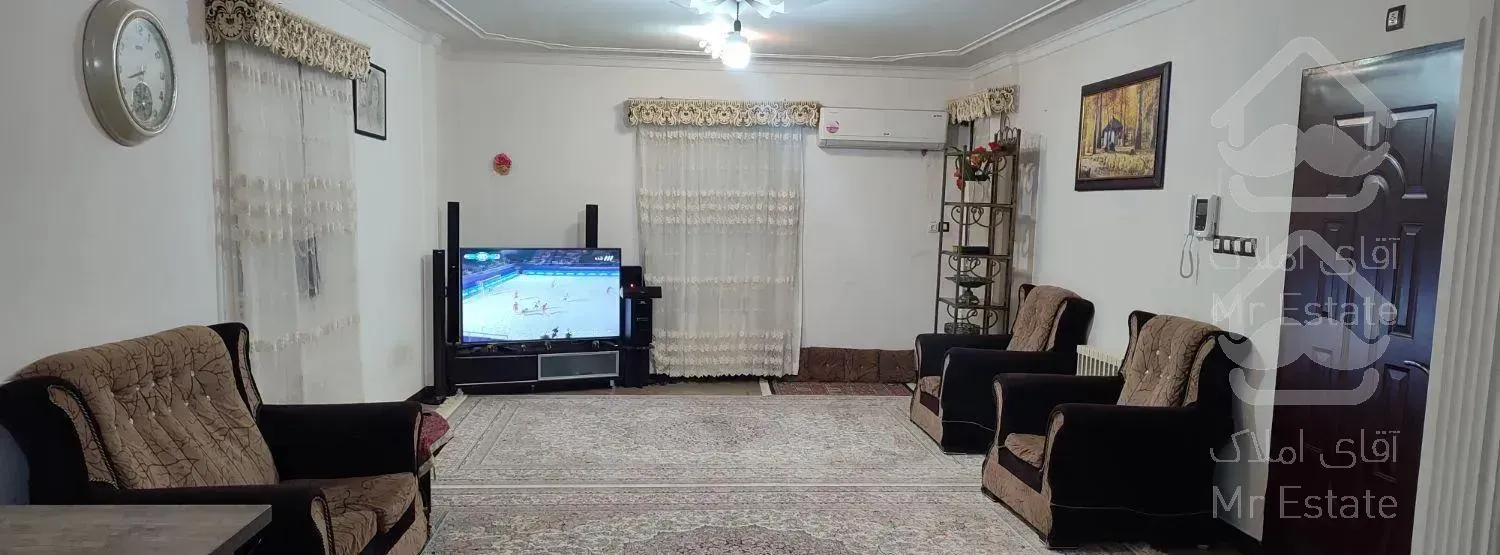 اجاره اپارتمان  طبقه سوم فول امکانات بالکن دار