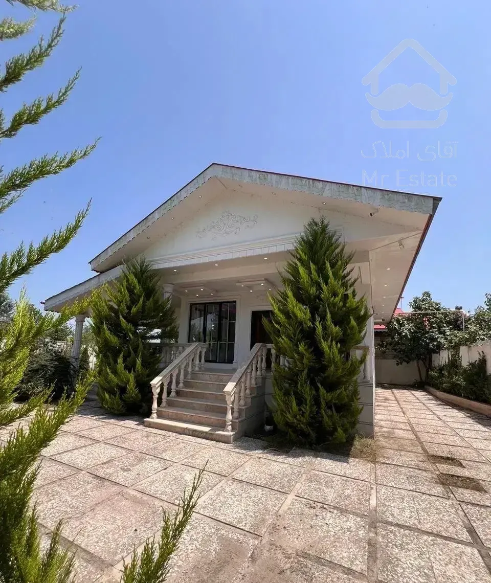 فروش ویلا باغ استخردار ۵۰۰ متری سندتکبرگ خوش قیمت