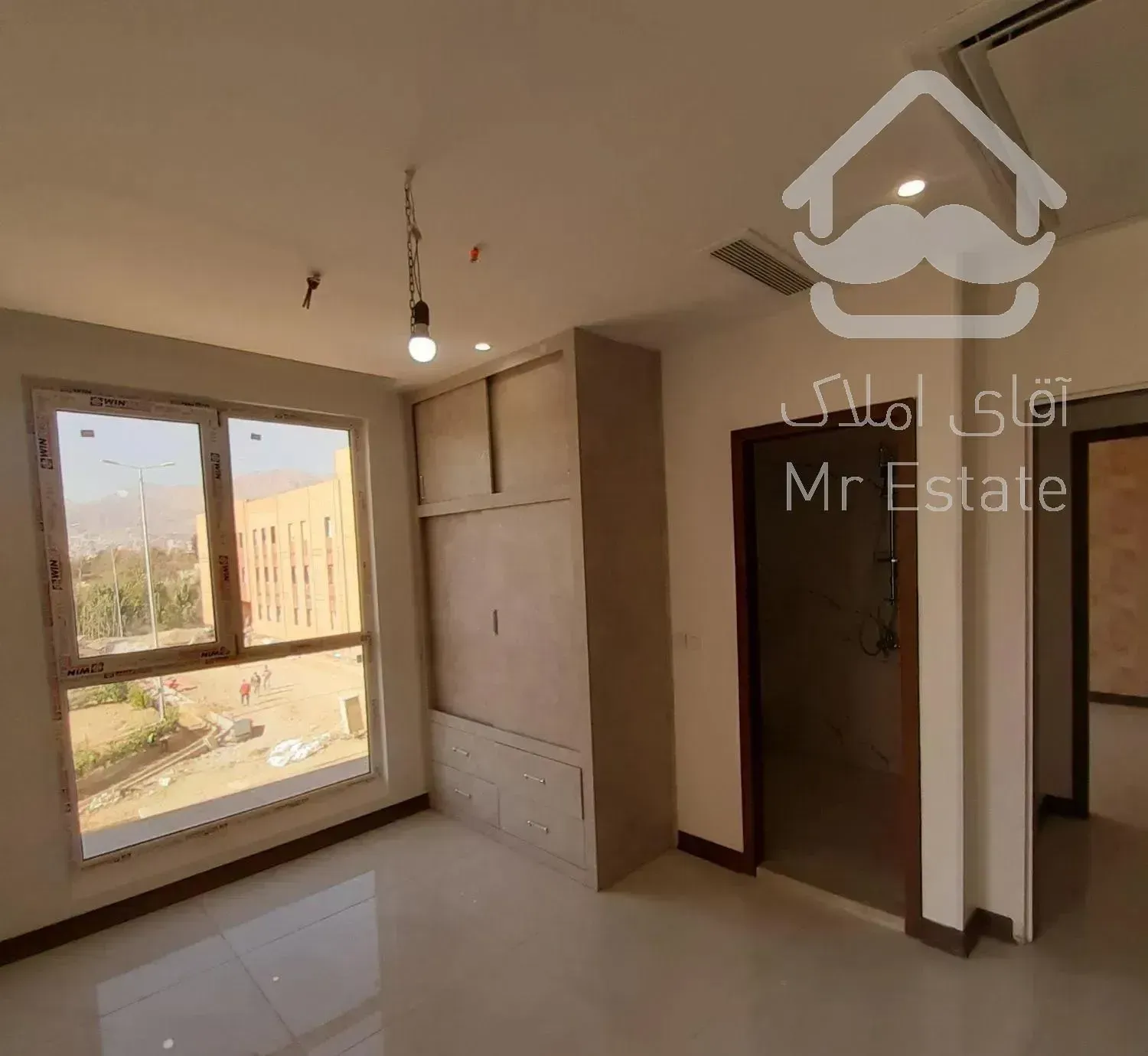 ۱۸۰ متر/نوساز/ پاسداران/پروژه رزیدنتال رونیکاپالاس