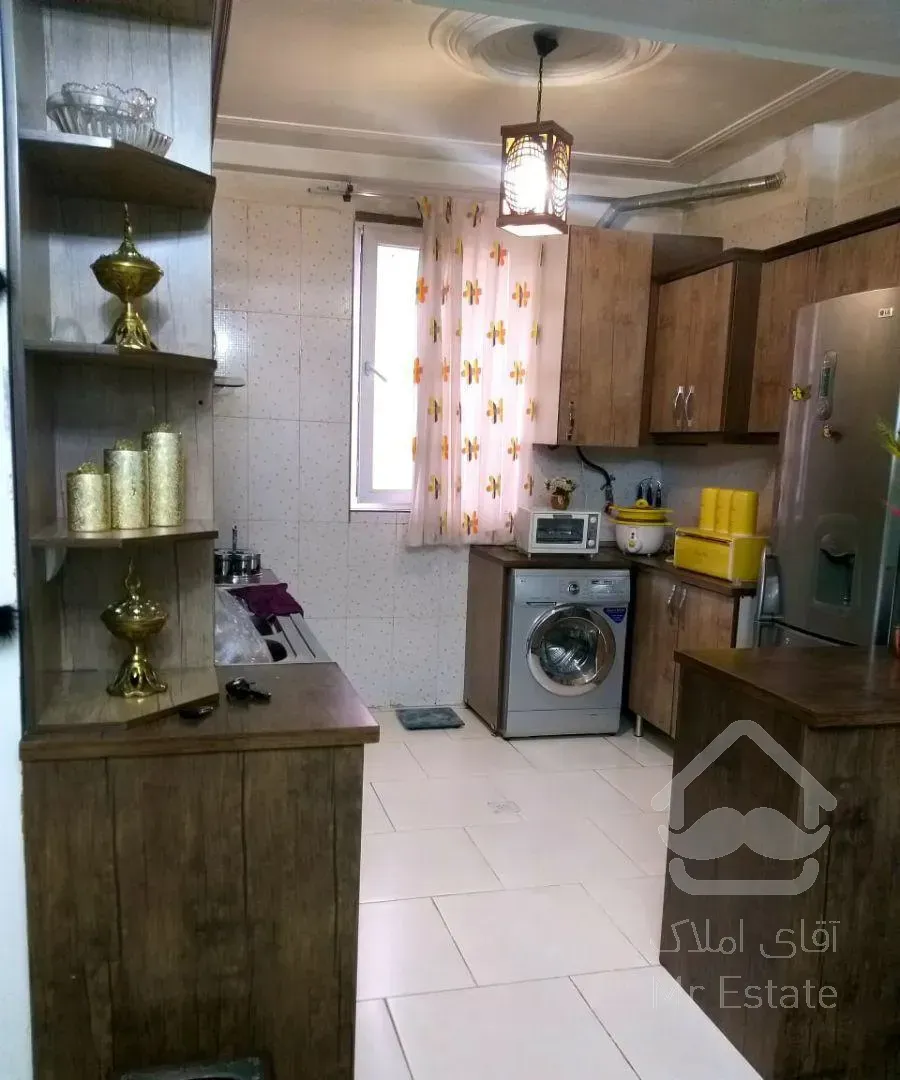 68 متر خ فتحی