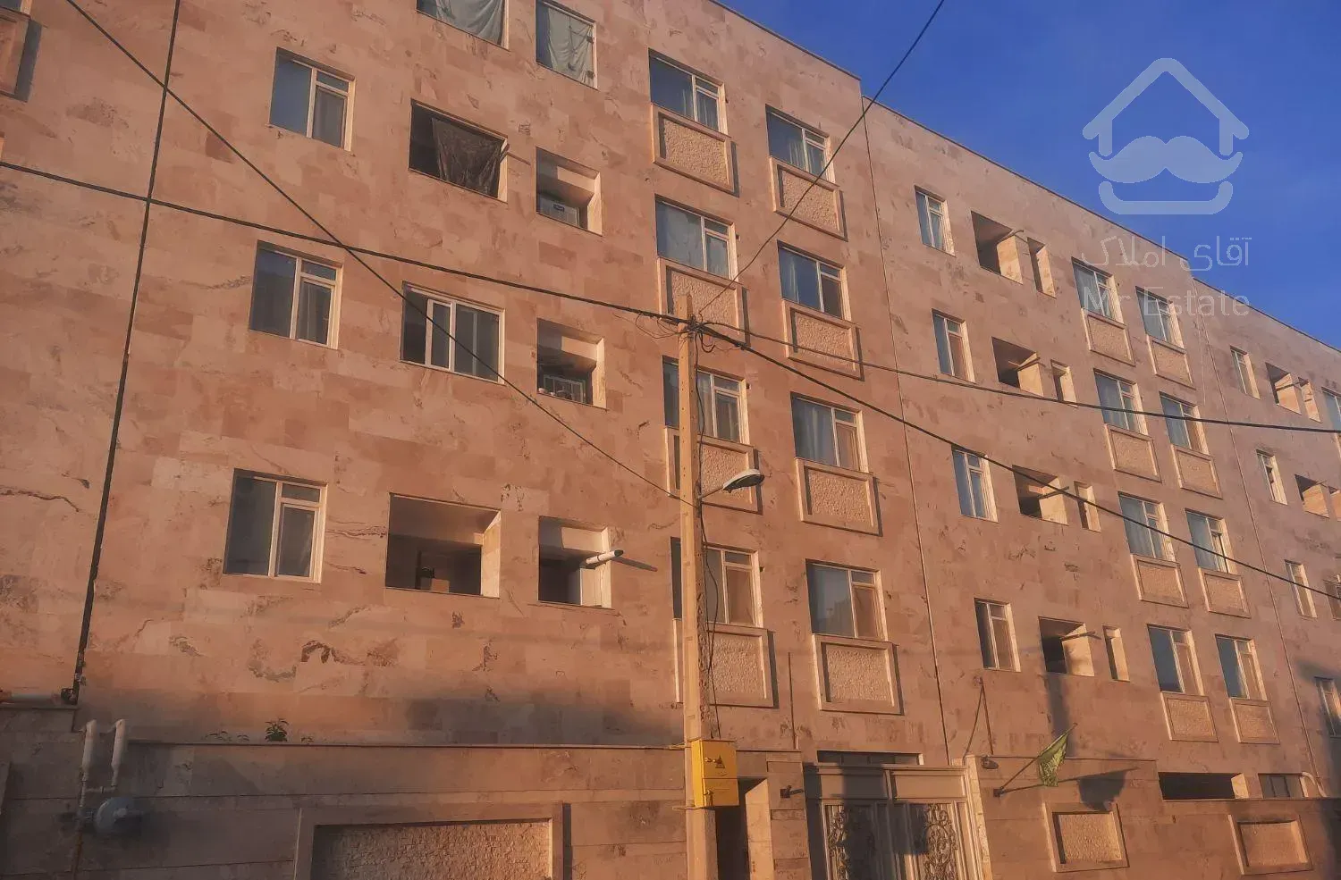 فروش آپارتمان وام دار ۶۸ متری خیابان تهران الغدیر