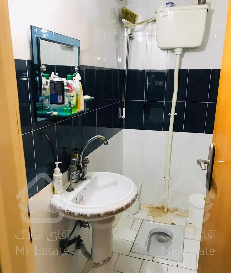 آپارتمان ۷۱ متری ۲ خوابه ، بدون پرتی در حد ۸۰ متر