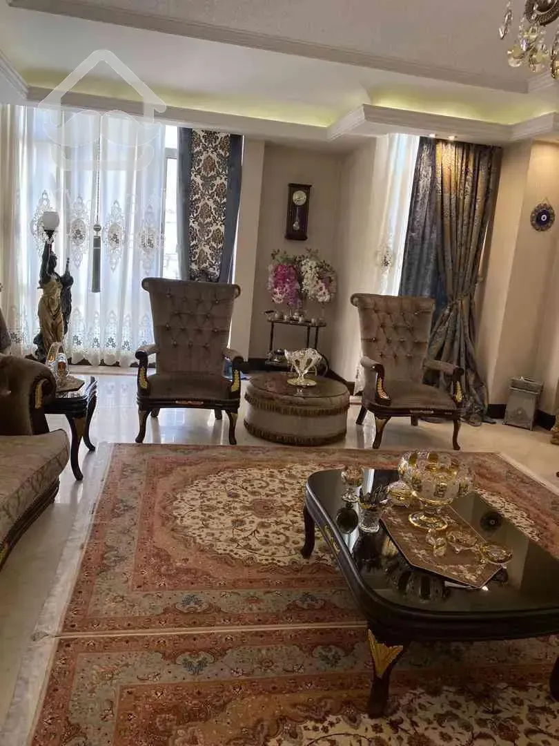 رهن و اجاره آپارتمان ۱۹۸ متری نیاوران