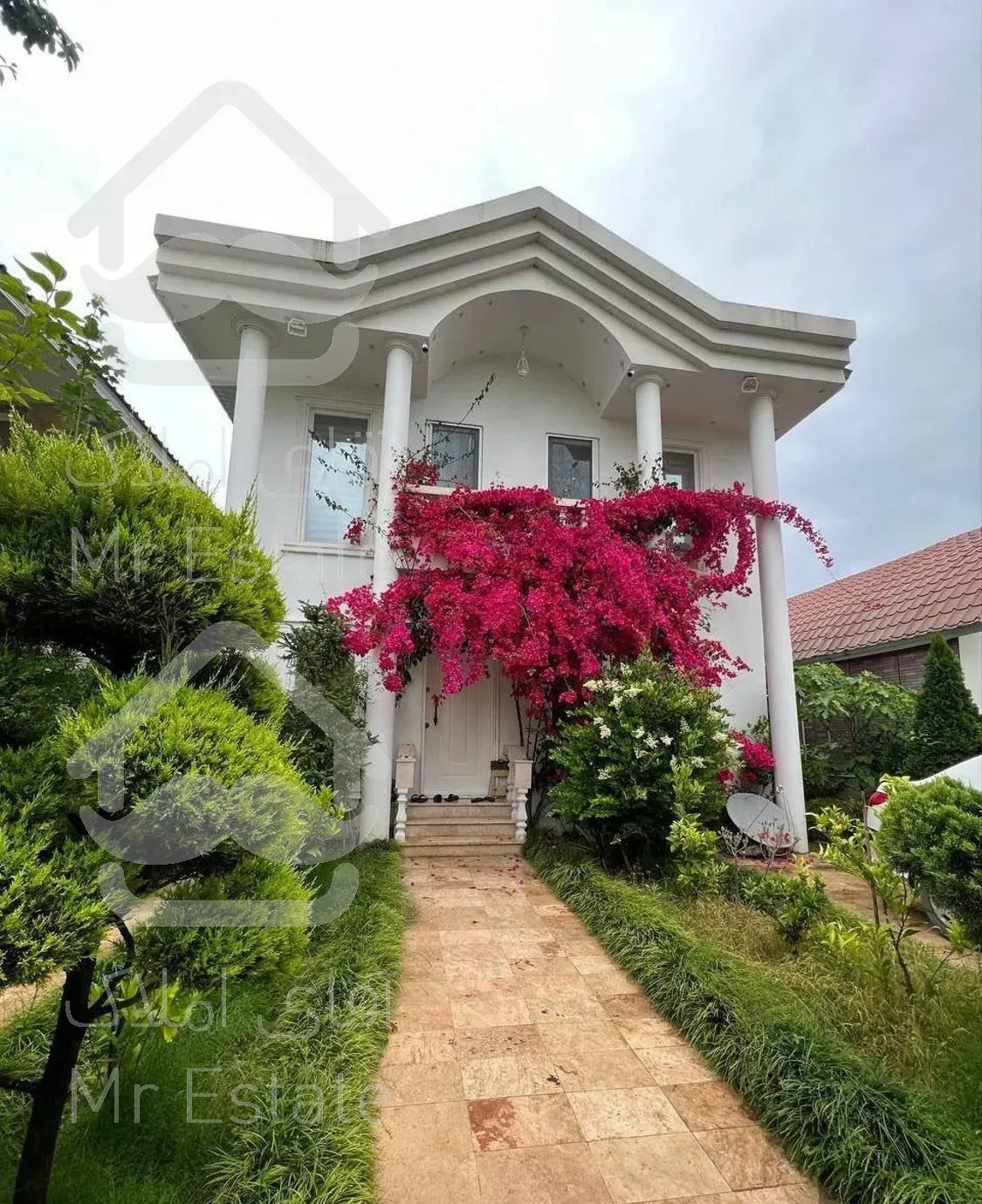 ۲۶۰متری‌ دوبلکس ۲۰۰متری فول فرنیش