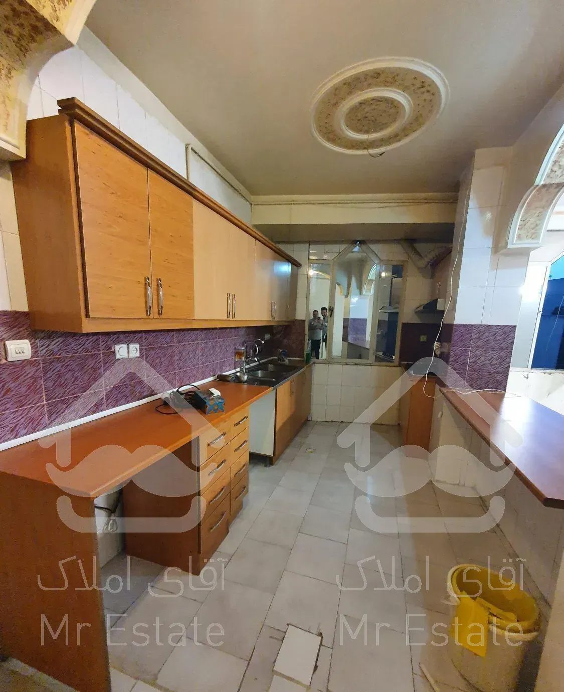 ۵۷ متر روبرو معین مال / خوش نقشه/فول امکانات