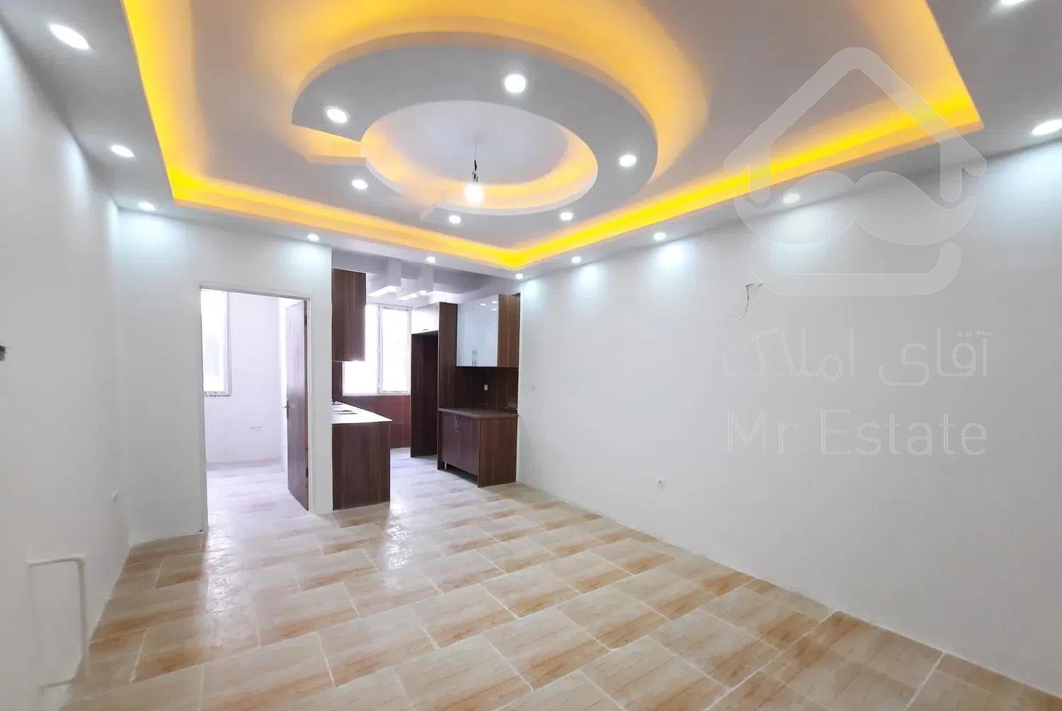 51متری/پارکینگ//بدون پرتی