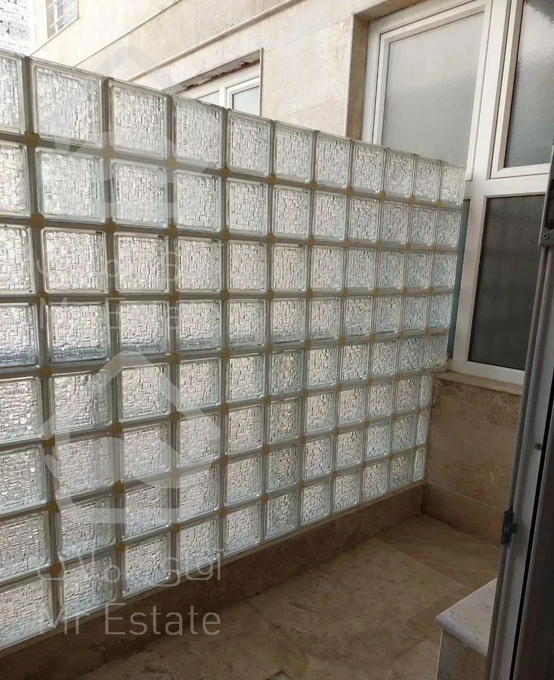 ۲۲۰متر ۴ خواب (در حد نوساز)