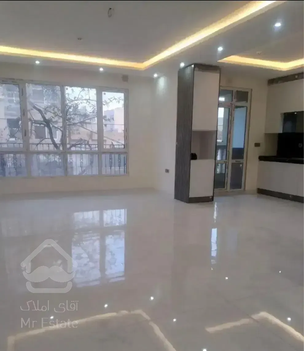 ۱۰۰متری طبقه دوم سندملکی فاصله تاحرم ۱۰دقیقه