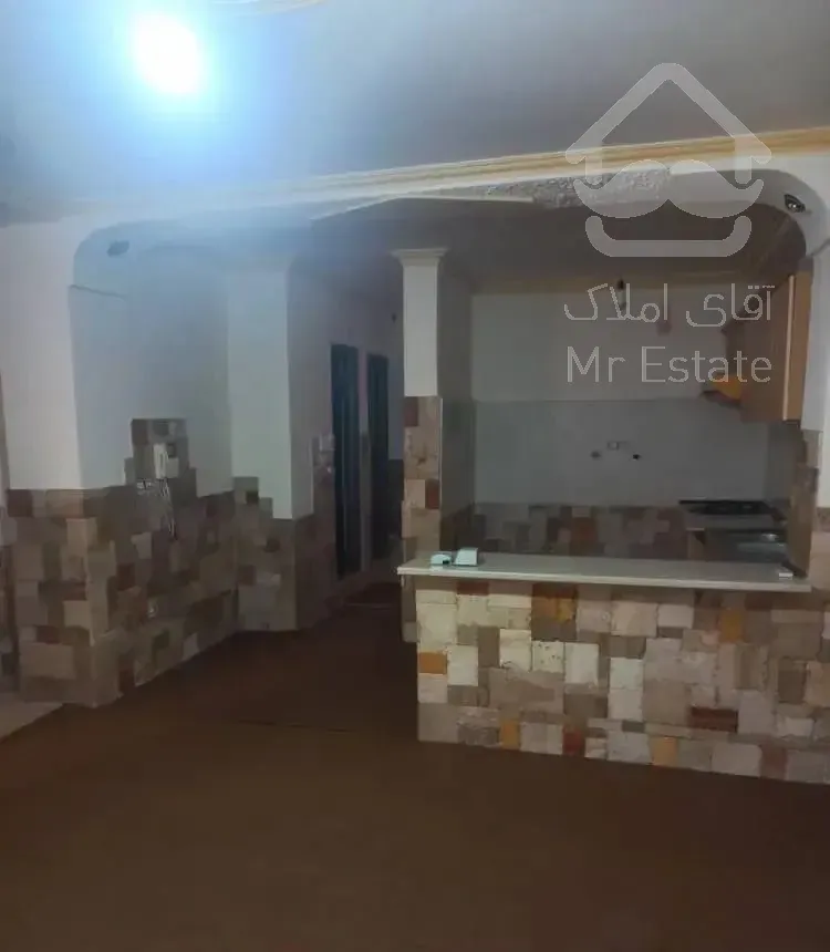 پالوجده گلبرگ ۶ ۷۵ متر