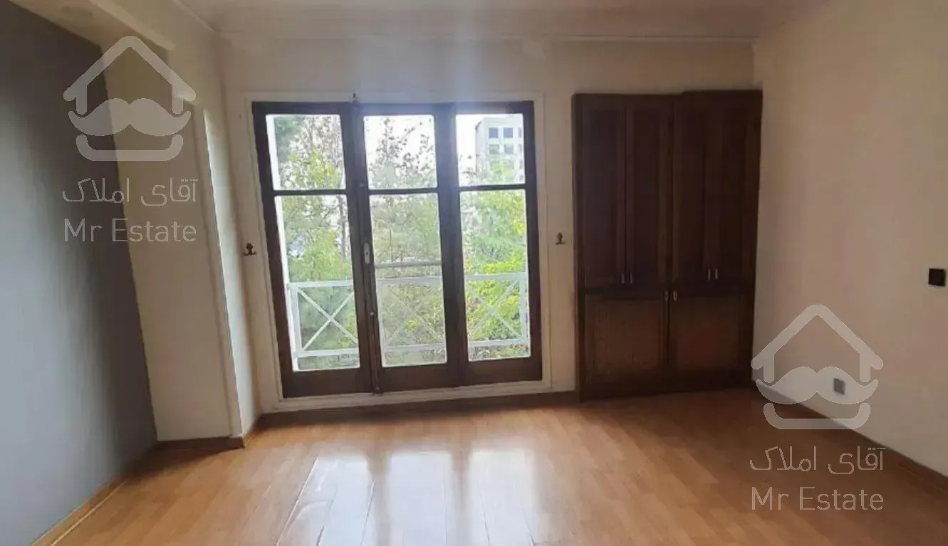 نیاوران آجودانیه چهار خوابه ۲۵۰ متری رهن و اجاره