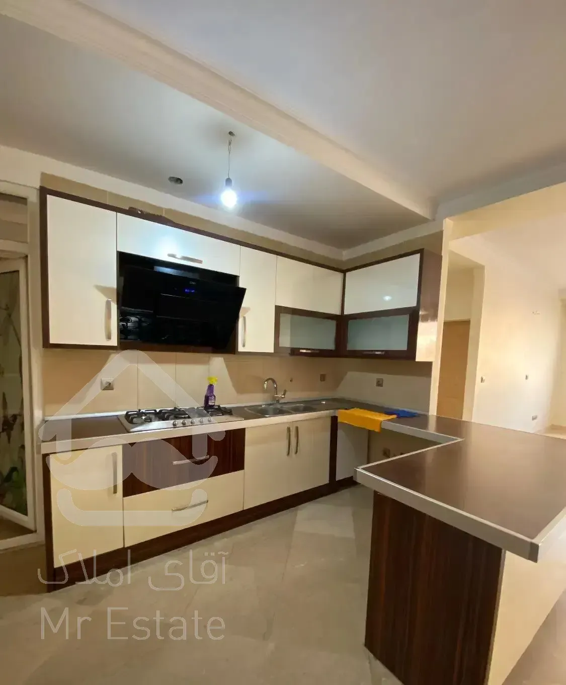 ۱۴۰متر ۳خواب‌مستر بلوار۲۴متری فول مشاعات