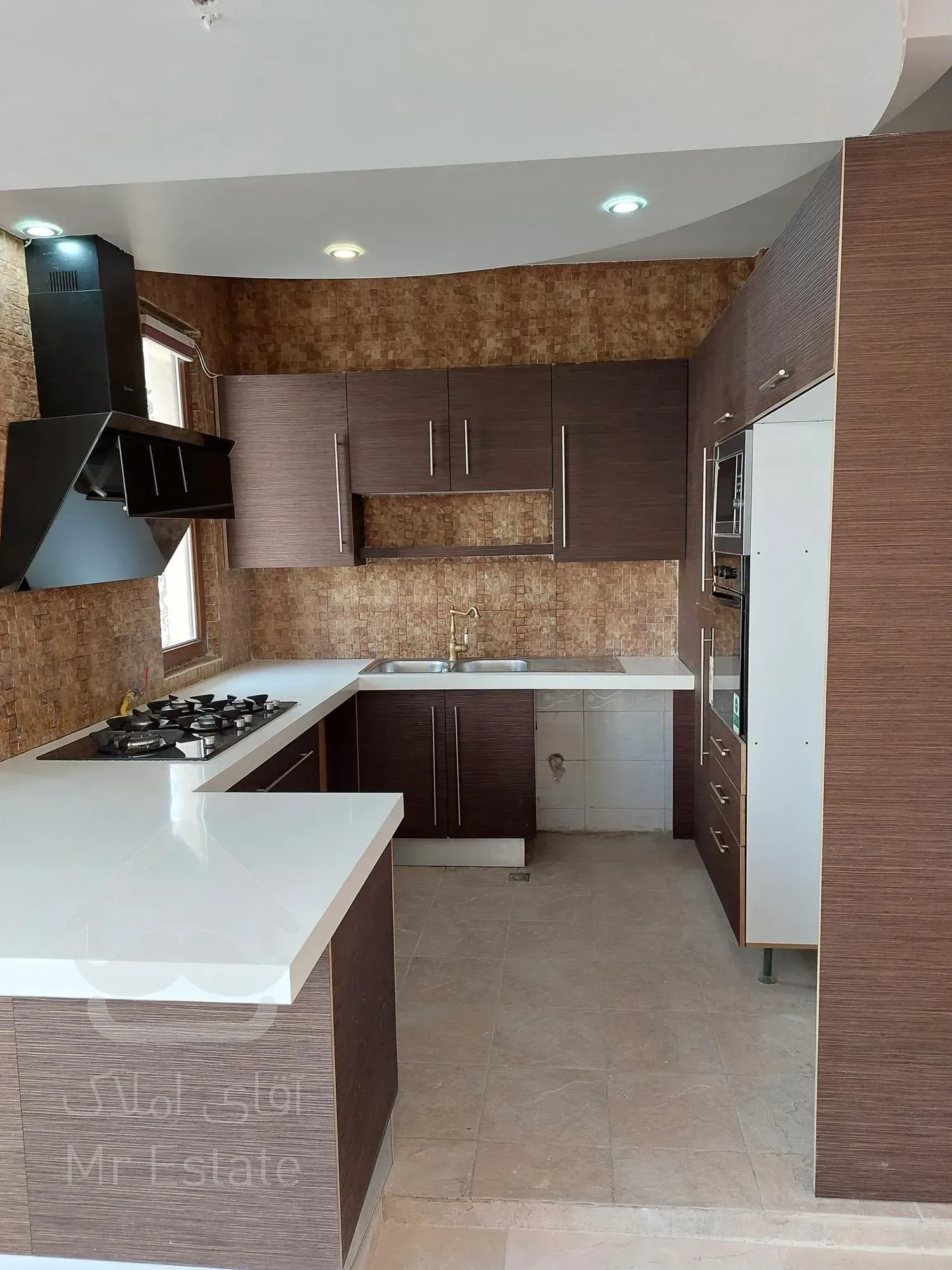 کامرانیه ۱۴۵ متر ۳ خواب