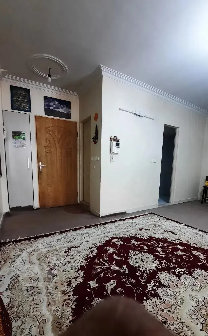 مجیدیه گلبرگ غربی خ صفایی خ مسیل باختر 52 متر