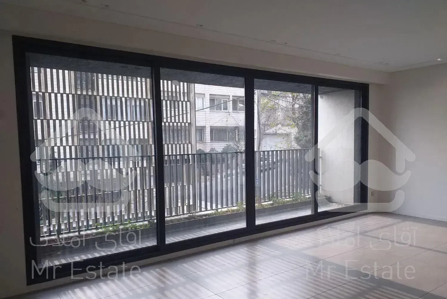 آپارتمان ۱۵۰ متری ( ۳ خواب / فول امکانات ) جلفا