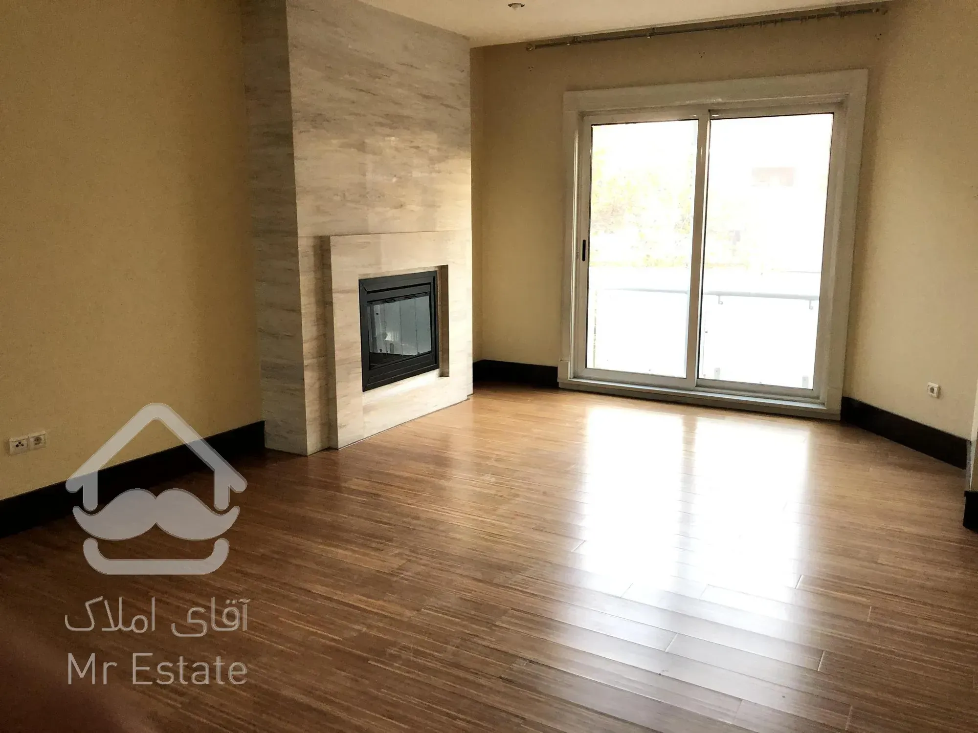 رهن و اجاره آپارتمان ۳۰۰ متری ۴ خوابه فرمانیه فول تک واحدی