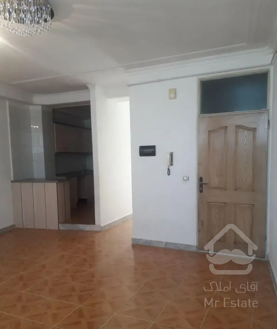 رهن آپارتمان ۷۲ متری ۱ خوابه طبقه ۴