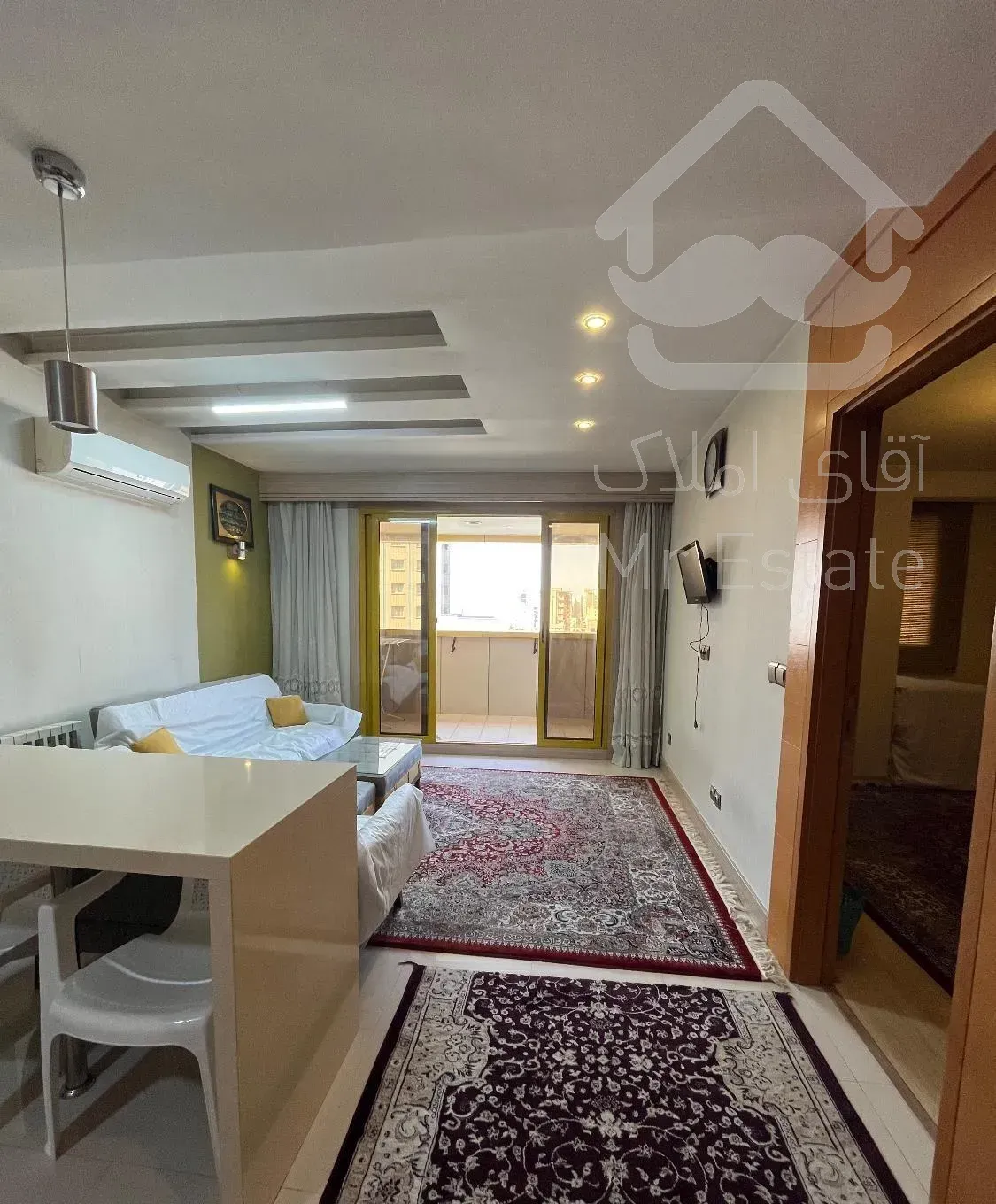 مجتمع آرمان نزدیک حرم امام رضا(ع)