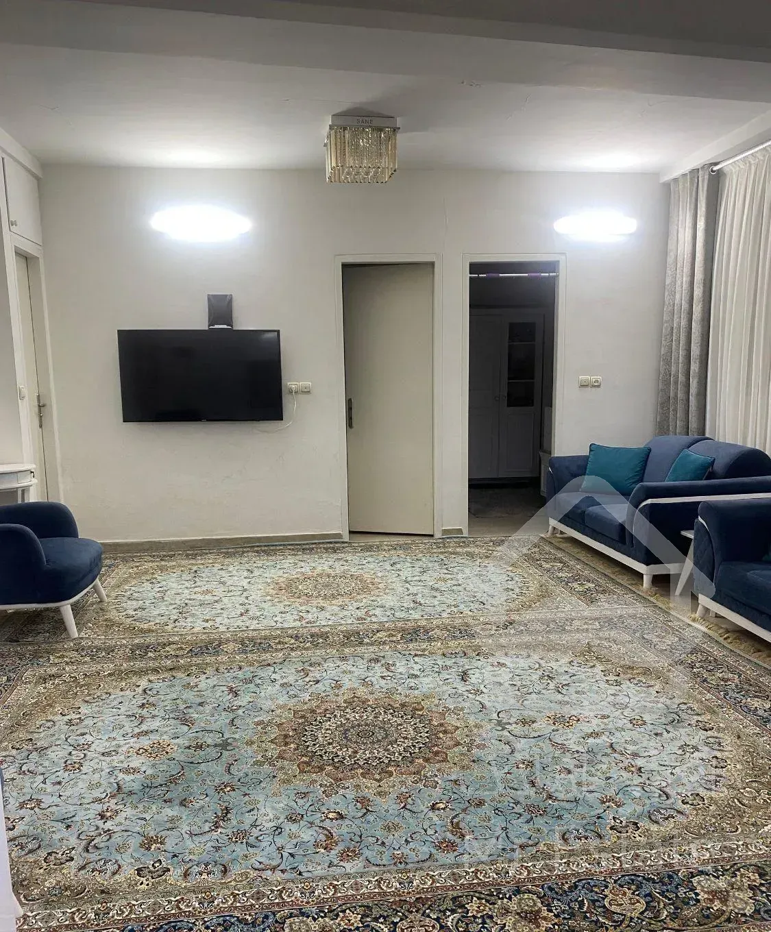 فروش آپارتمان ۶۲ متری ۲ خوابه خیابان دانشگاه