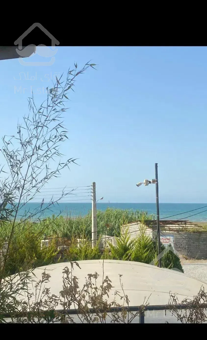 ویلای ساحلی پلاک ۱ استخردار ۳ خواب .