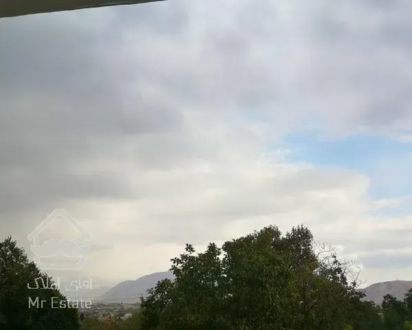 ویلا 373 متری بر خ معلم