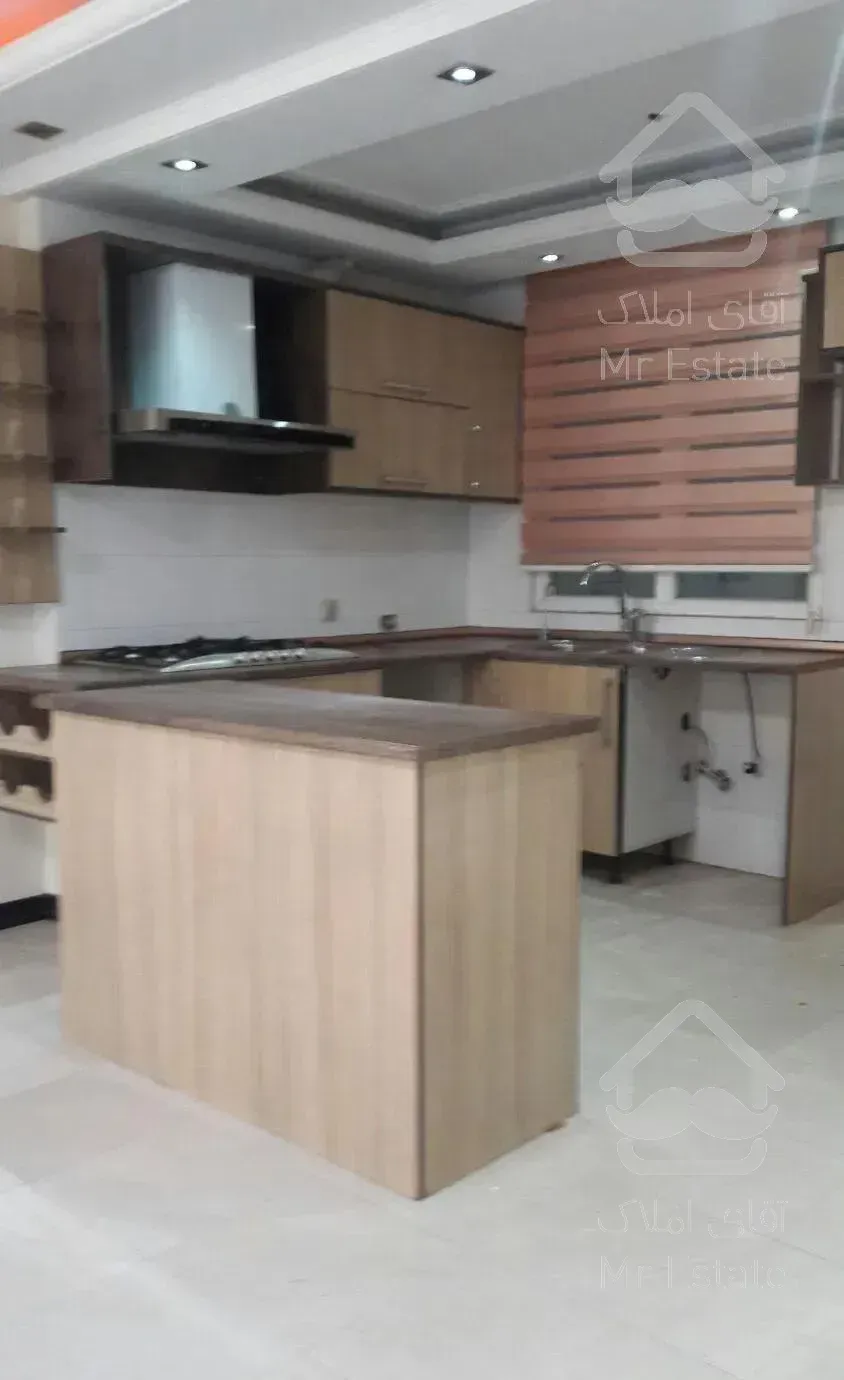 آپارتمان ۹۸ متری ۲ خوابه (حصاری)