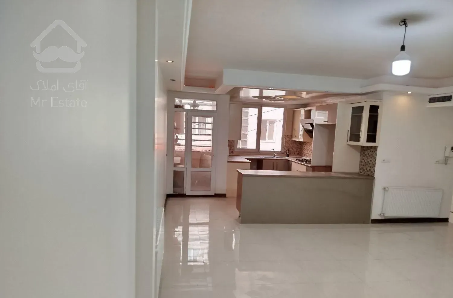 ۷۹متر ۲ خواب ( گوهری لوکیشن عالی)