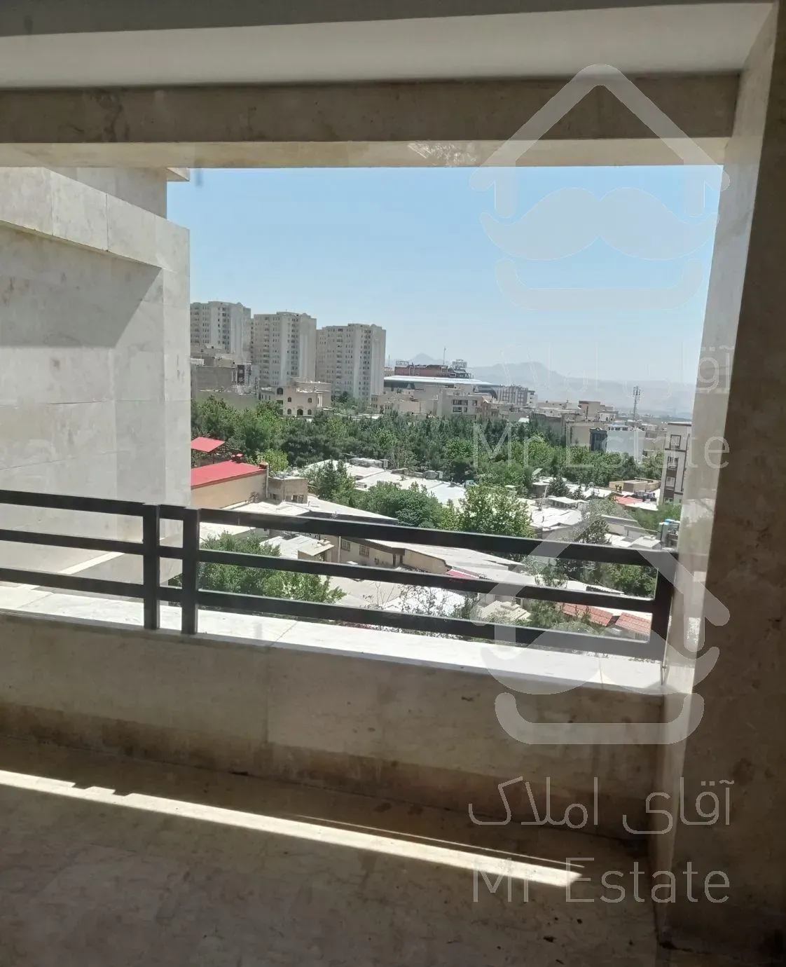 155 متری/ سه خوابه /طبقه 13 /فول مشاعات