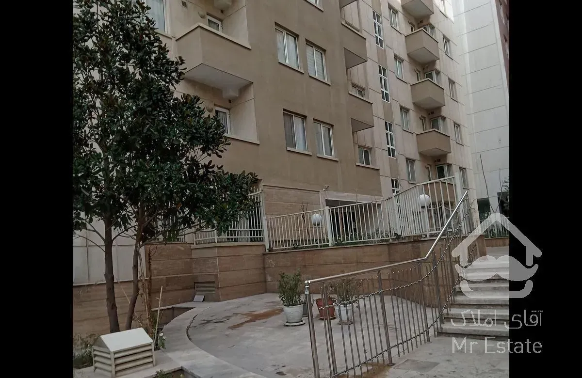 فروش آپارتمان در پونک منطقه ۲ همیلا