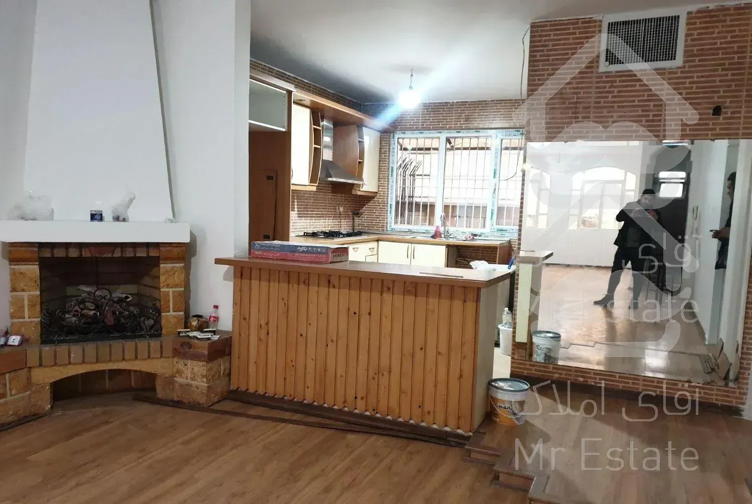 آپارتمان ۱۰۰ متر دو خواب جلفا