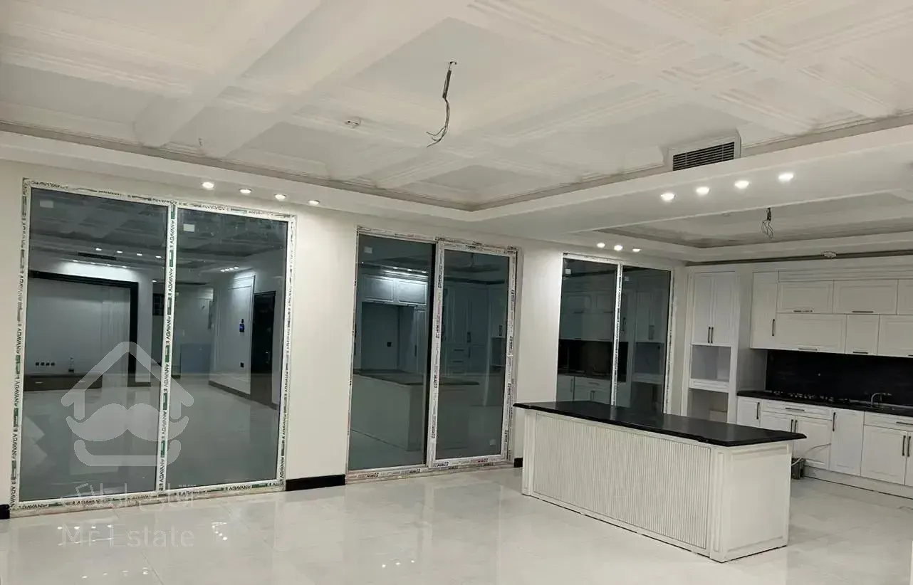 ۱۶۵ متر فول دو نبش صارمی ( حدفاصل حافظ)