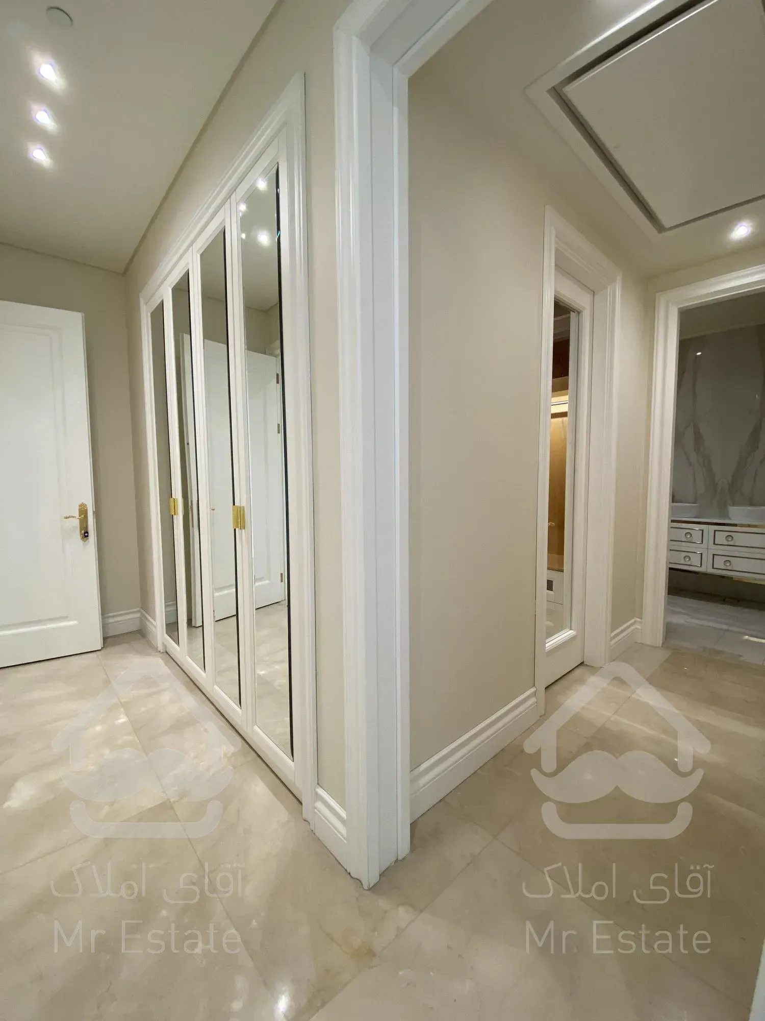 فروش ۵۷۰ متر - خاص ترین تکواحدی کلاسیک شمیران