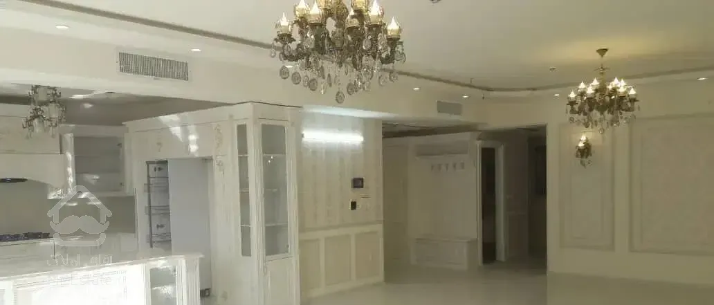 آپارتمان ۱۶۵ متری/قبل معلم تاپ لوکیشن/نوساز