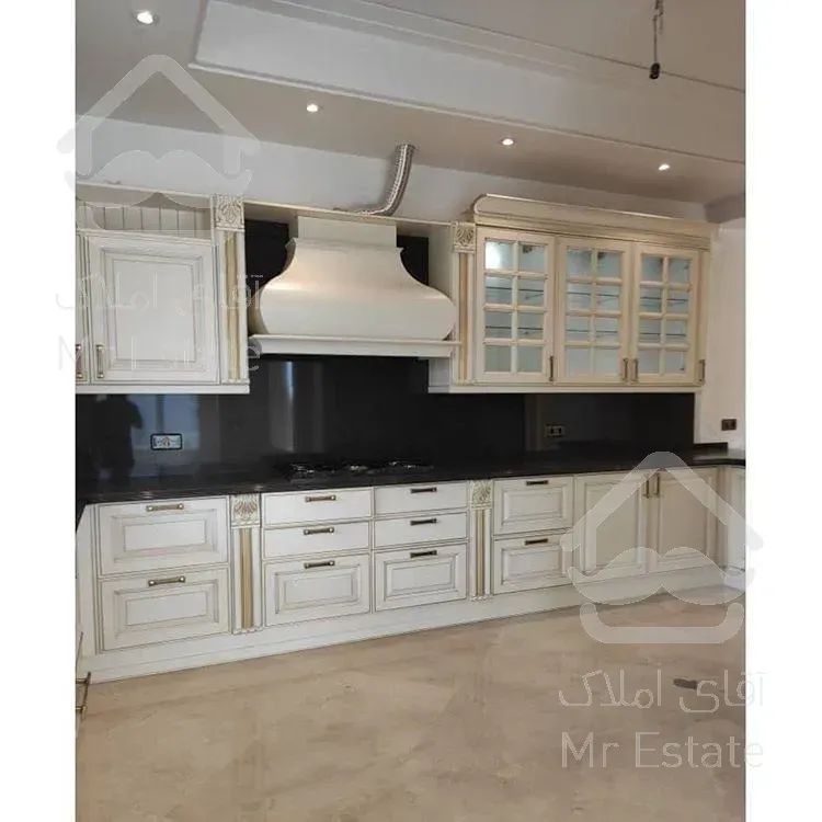 طبقه هفتم تراس بزرگ قابل چیدمان