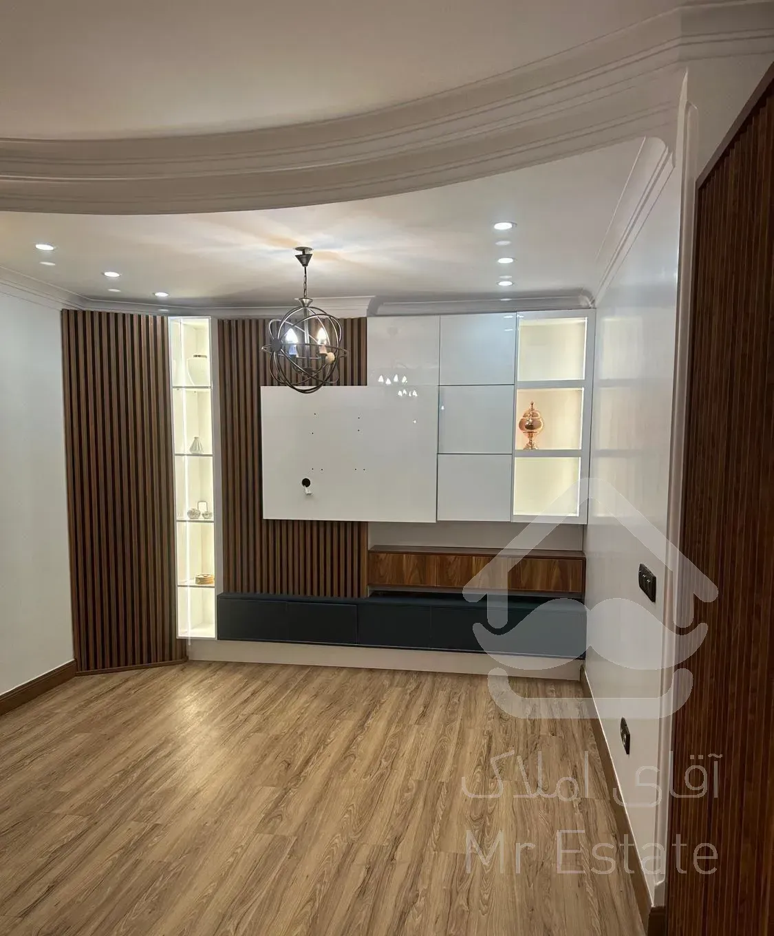 (گیشا ۸۰متر ۱۷ساله فایل شخصی)