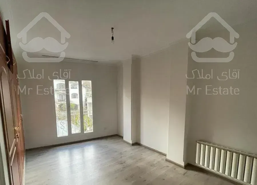 ۱۷۰ متر  تمیز / لوکیشن مقدسی