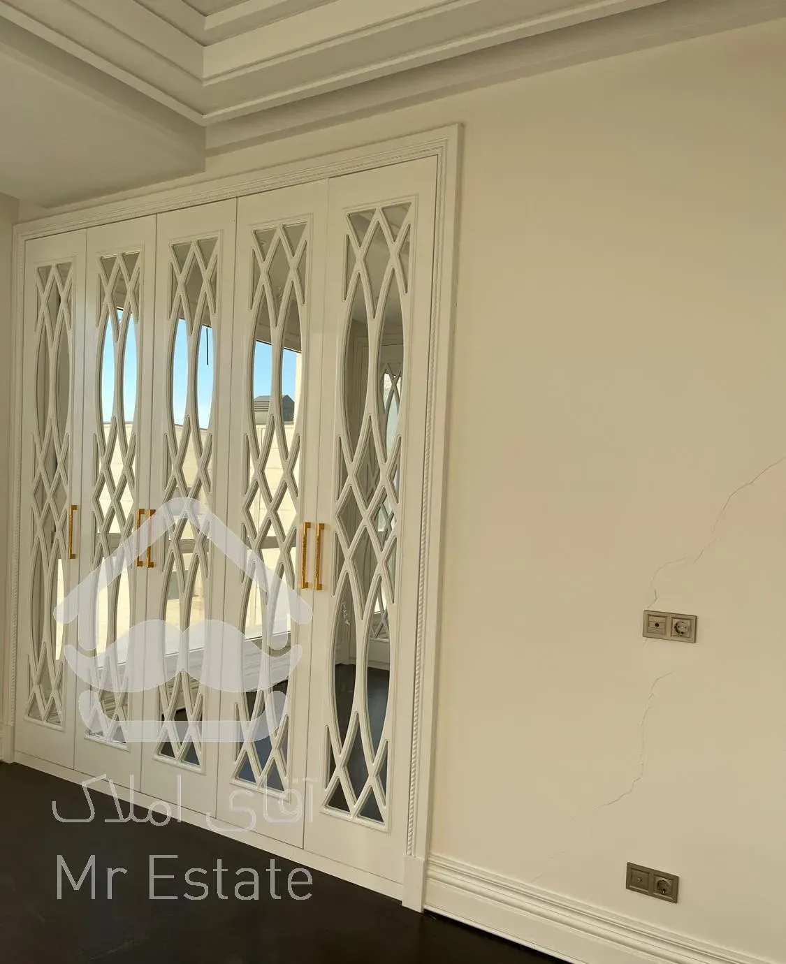 ۱۵۰ متر نوساز ویو ابدی