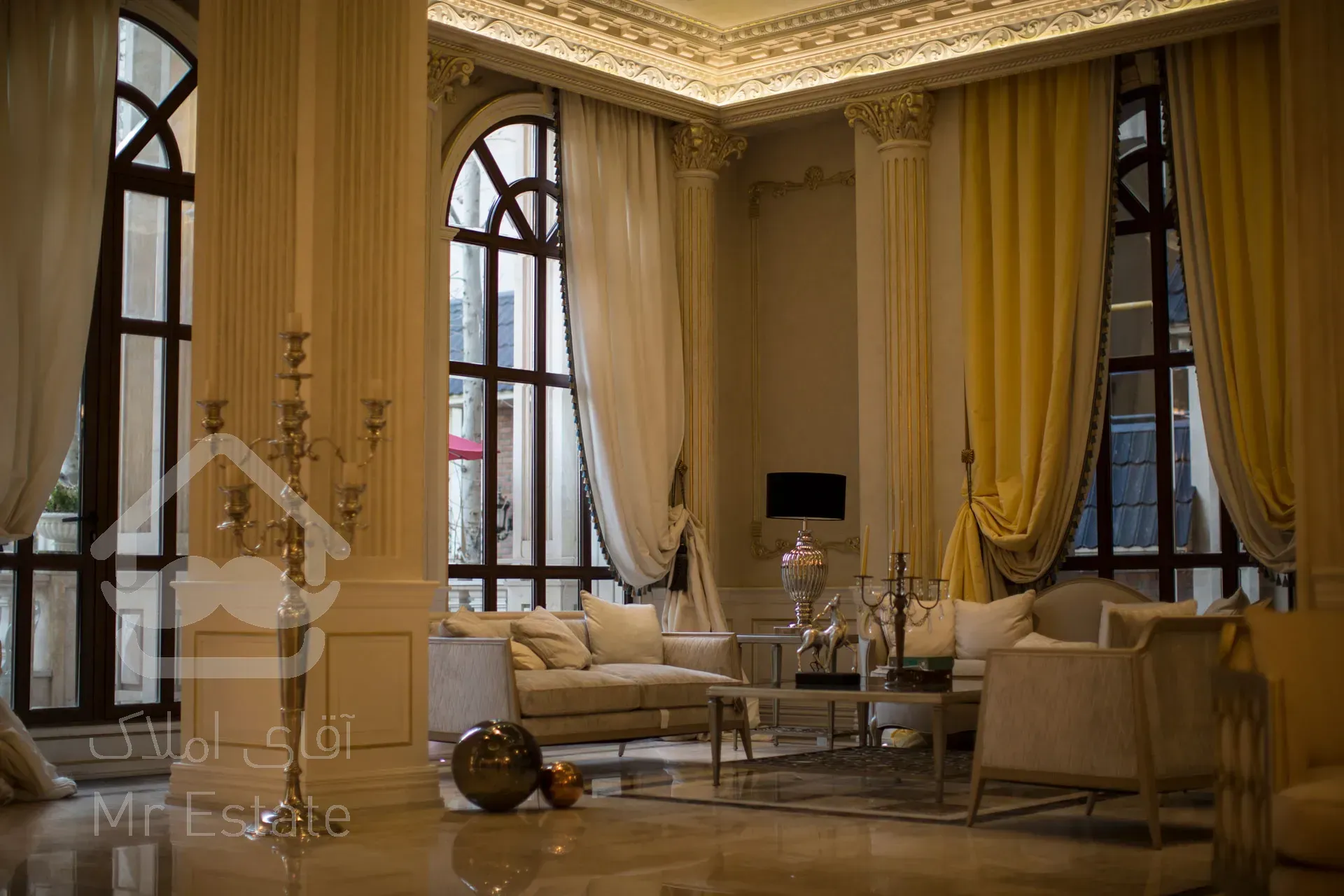 رهن و اجاره واحد ۲۰۰متری با ویوی دیدنی فرمانیه