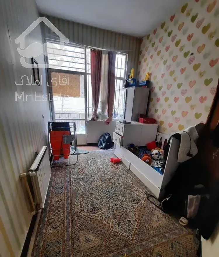 81متر/فایل شخصی/خوش نقشه/تاپ لوکیشن/فردوس غرب