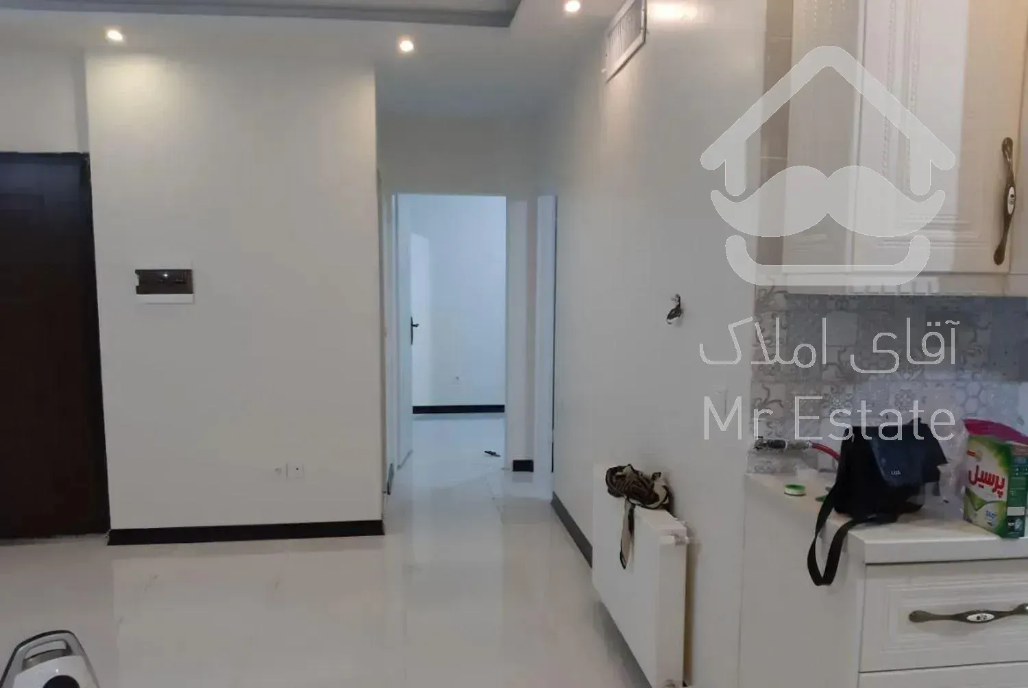 آپارتمان 93متری * ویلاشهر *فول امکانات