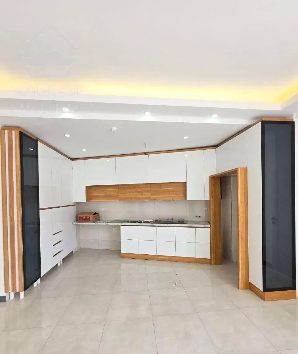 ۱۰۰متر/نوساز/ویو ابدی/آسانسور/پارکینگ