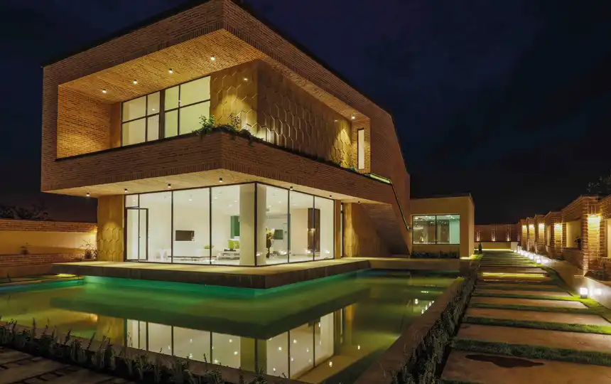 houseImg