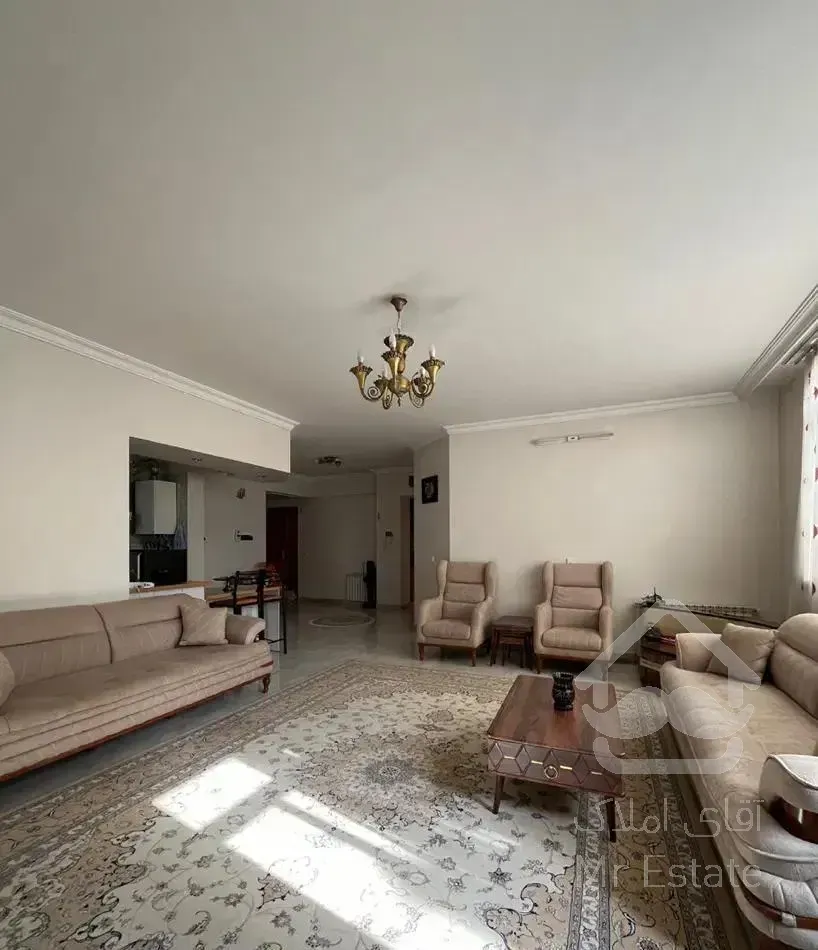 آپارتمان جنوبی ۱۰۳ متر خیابان گلخانه