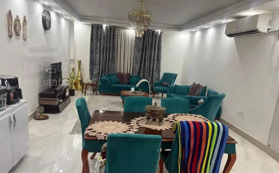 زمینشهری/بهارستان شرقی/واحد دو بر سر اصلی