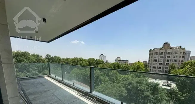 نیاوران۴۰۰متر۳۰مترتراس ویو باغ فول امکانات