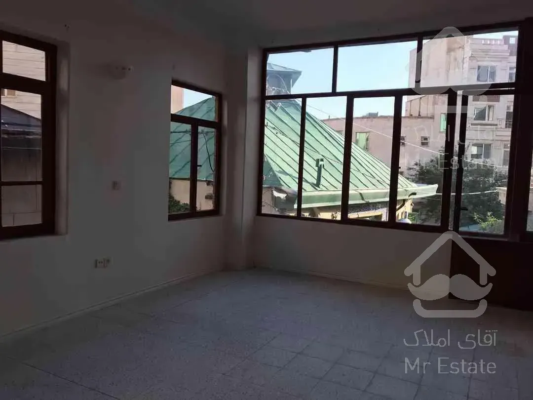 ملک کلنگی ۱۶۰متری نیاوران