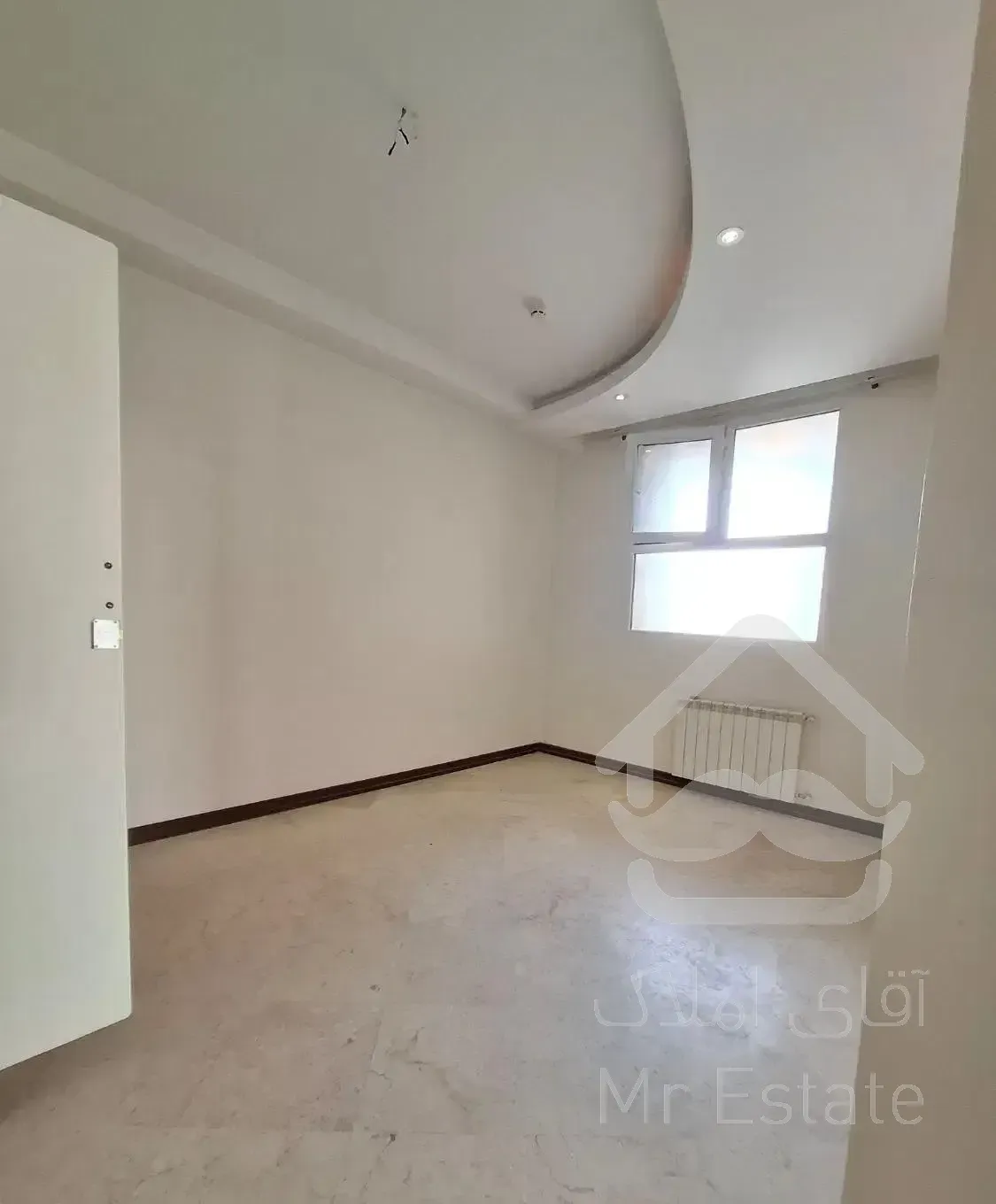 ۱۲۷ متر ۳ خواب فول امکانات/منطقه۲ (پونک)