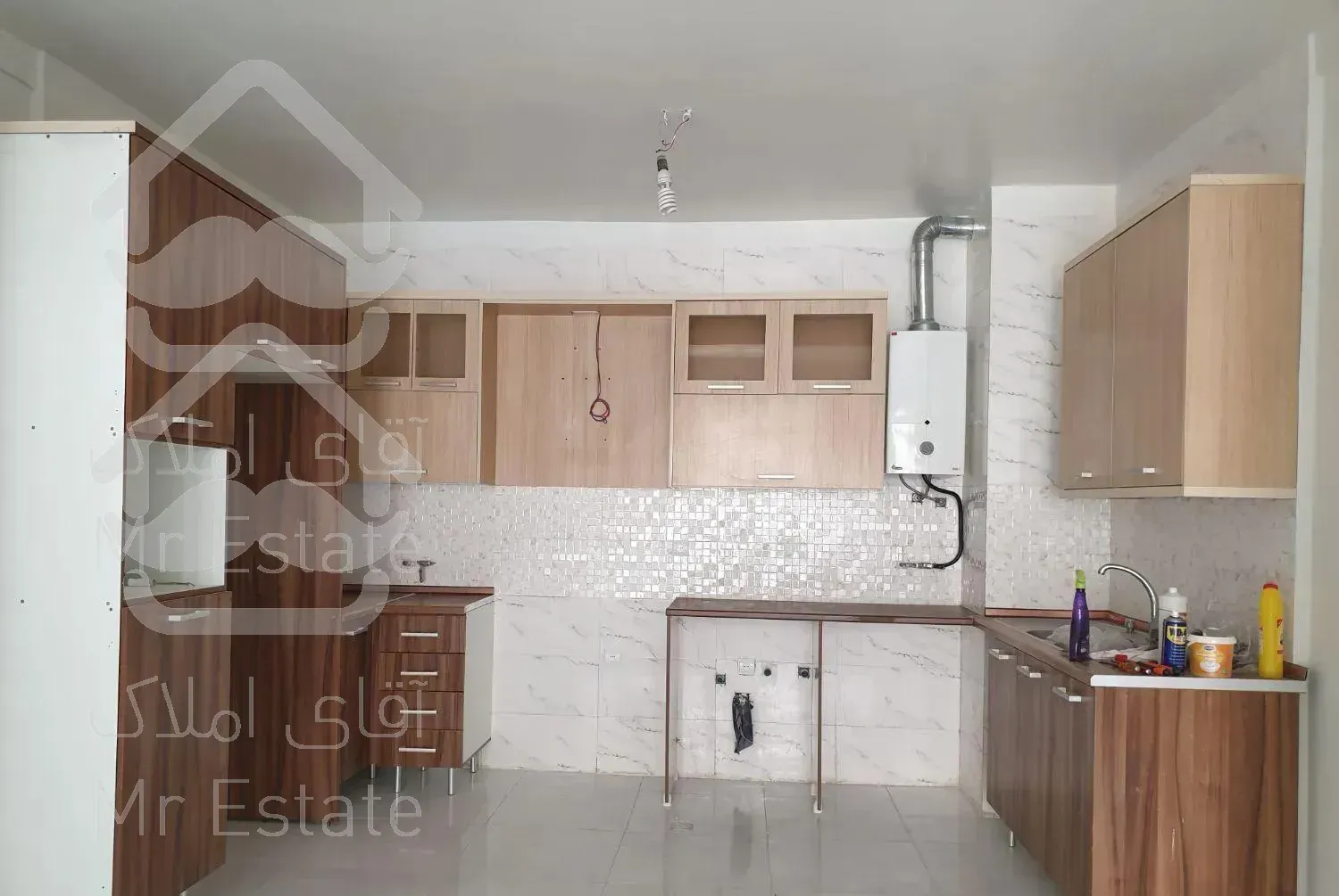 واحد مسکونی باز سازی شده خوش نقشه