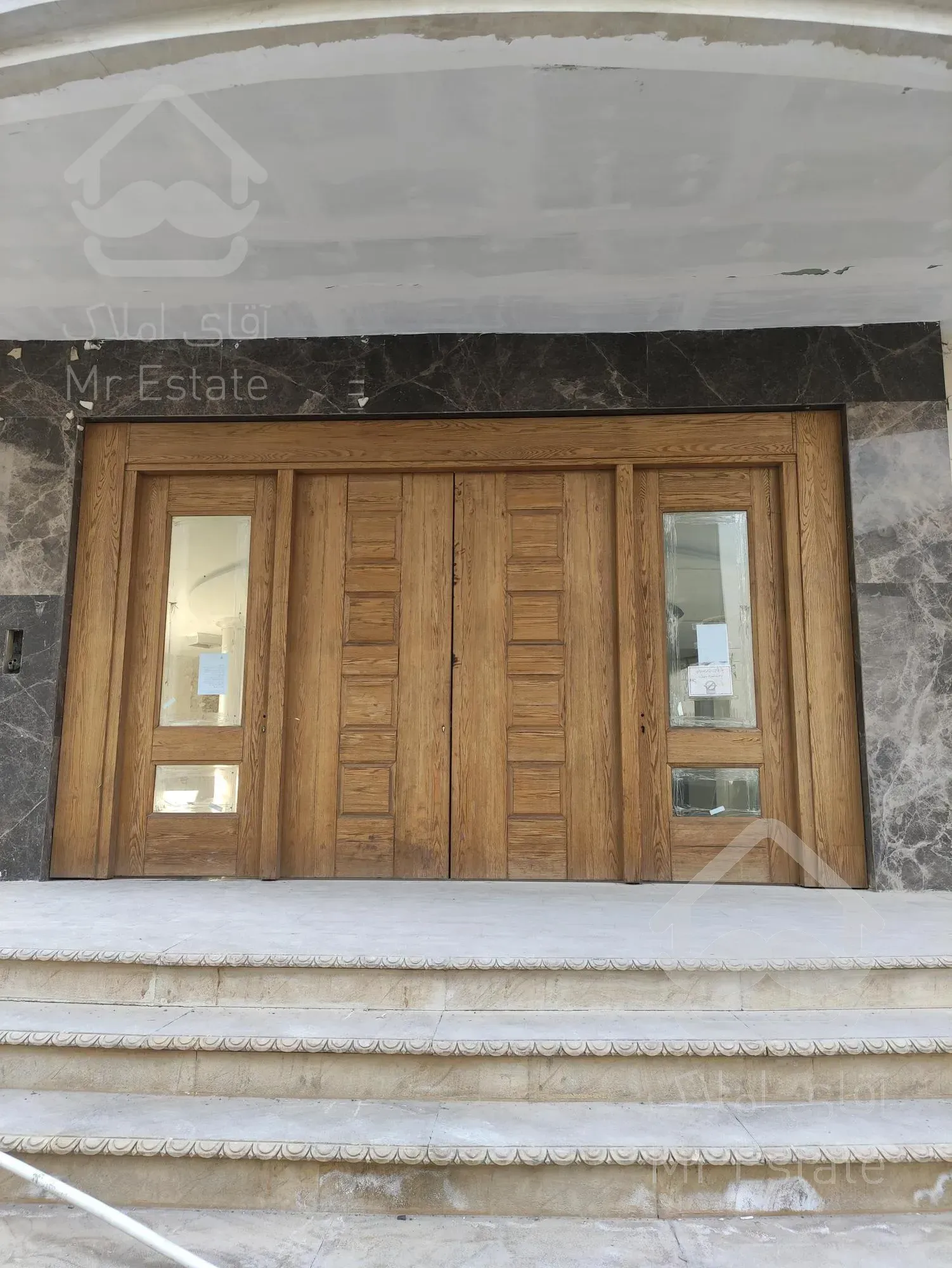 برج دو قلو پردیس/کلید نخورده/غرق در نور