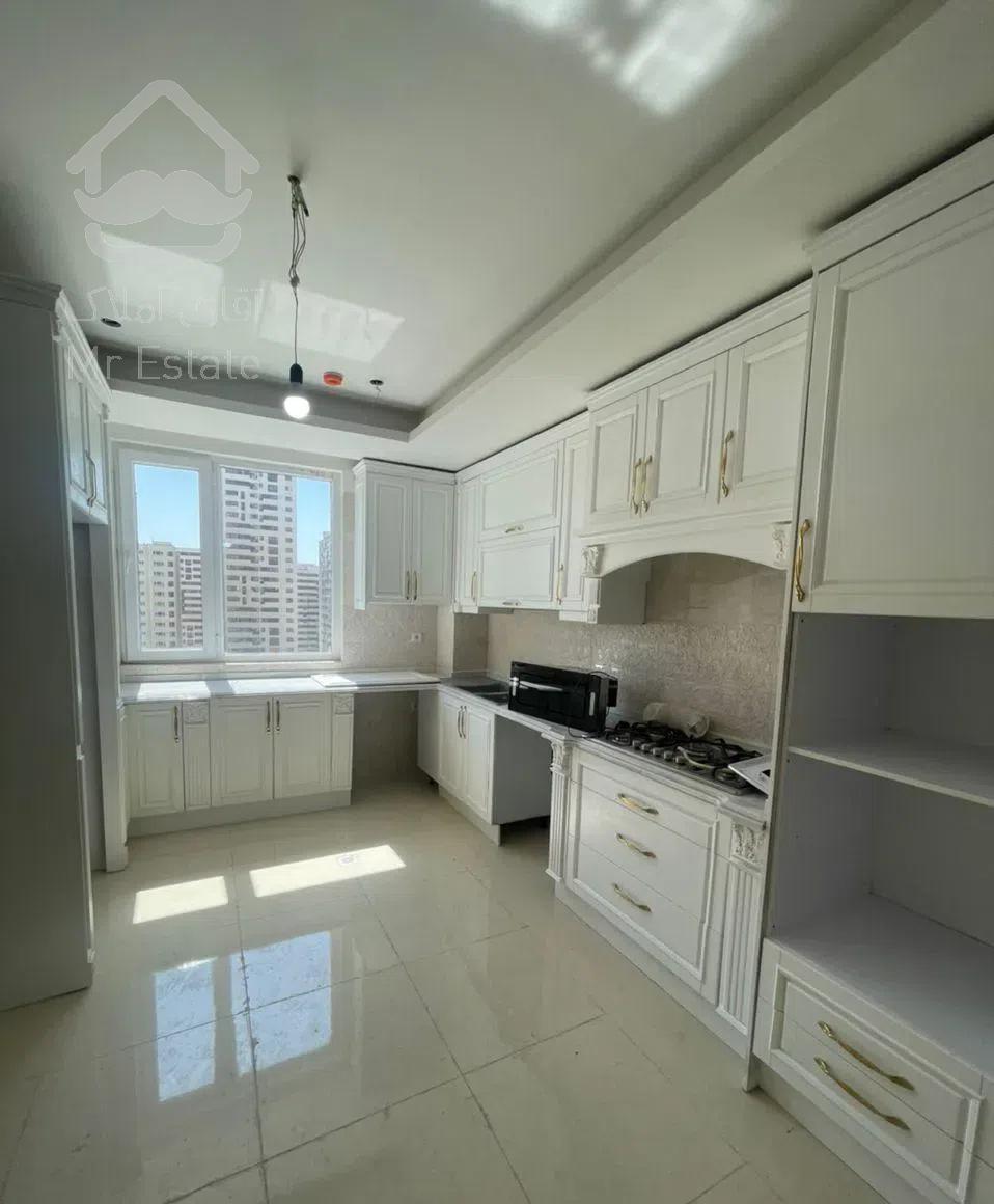 فروش واحد 119 متری کلیدنخورده